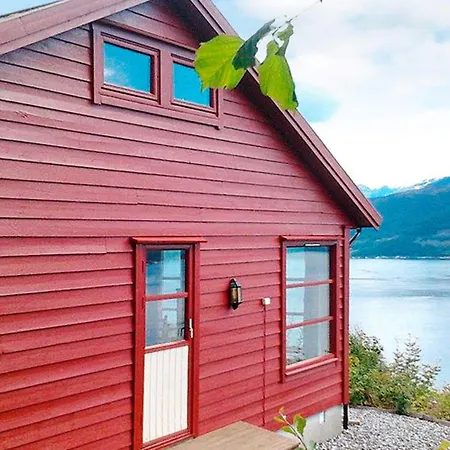 8 Person In Norheimsund-by Traum *